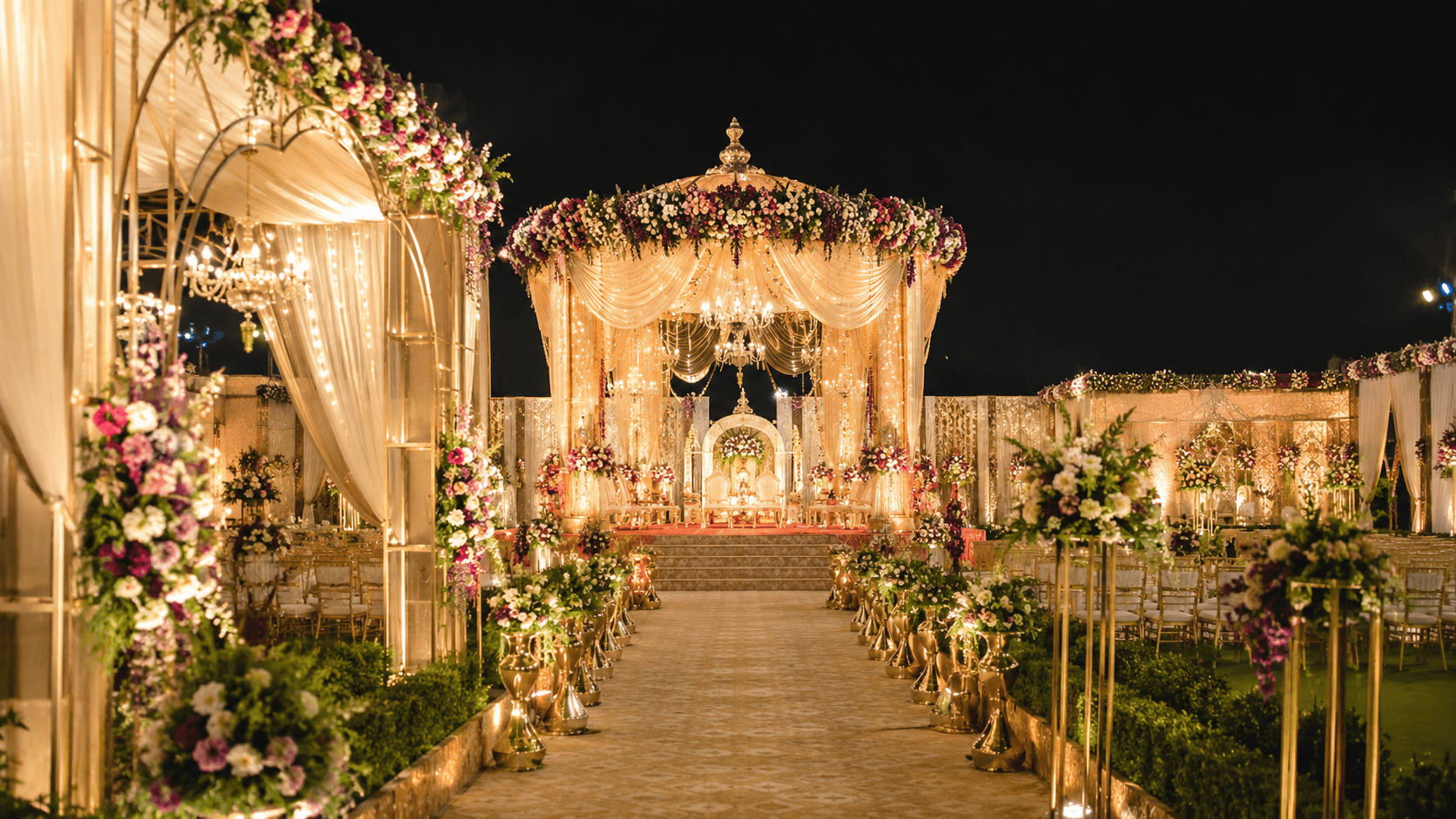 Wedding decoration in Nashik with a floral mandap